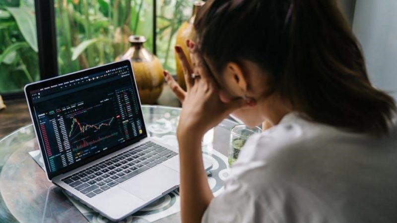 weekly options trading strategies pdf